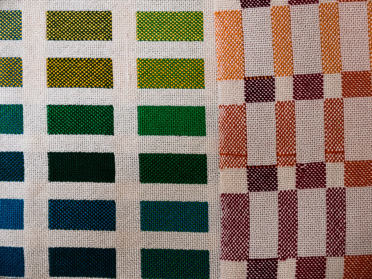 Hand-woven textile (Close-up)